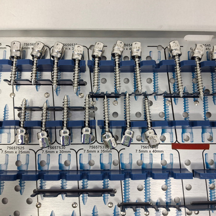 Medtronic CD Horizon Legacy Uni-Axial Screw Implant Tray
