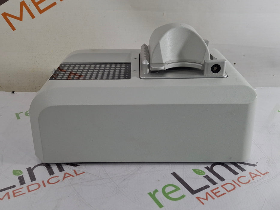 Thermo Scientific NanoDrop 8000 UV-Vis Spectrophotometer