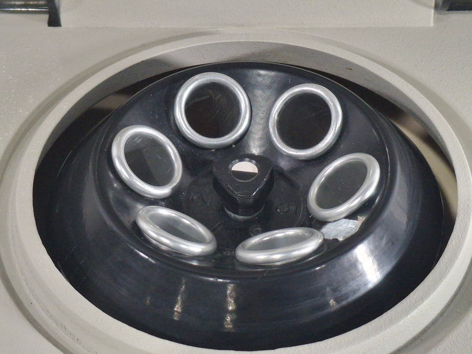 Hamilton Bell Co., Inc VanGuard V6500 Centrifuge