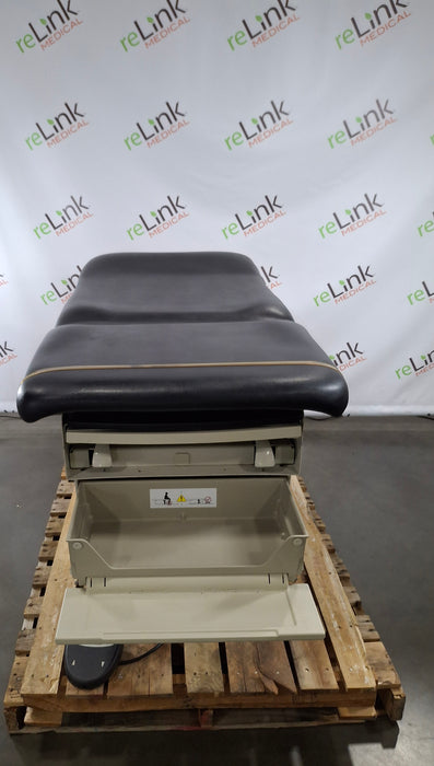 Midmark 222 Procedure Chair
