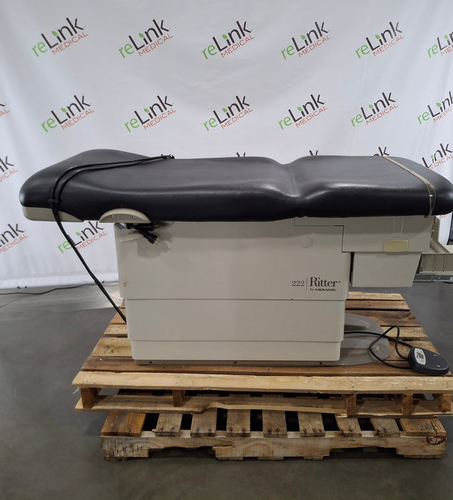 Midmark 222 Procedure Chair