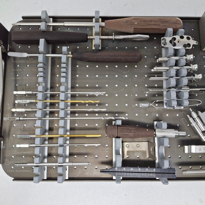 Synthes, Inc. LCP Self Tapping Locking Small Fragment Set