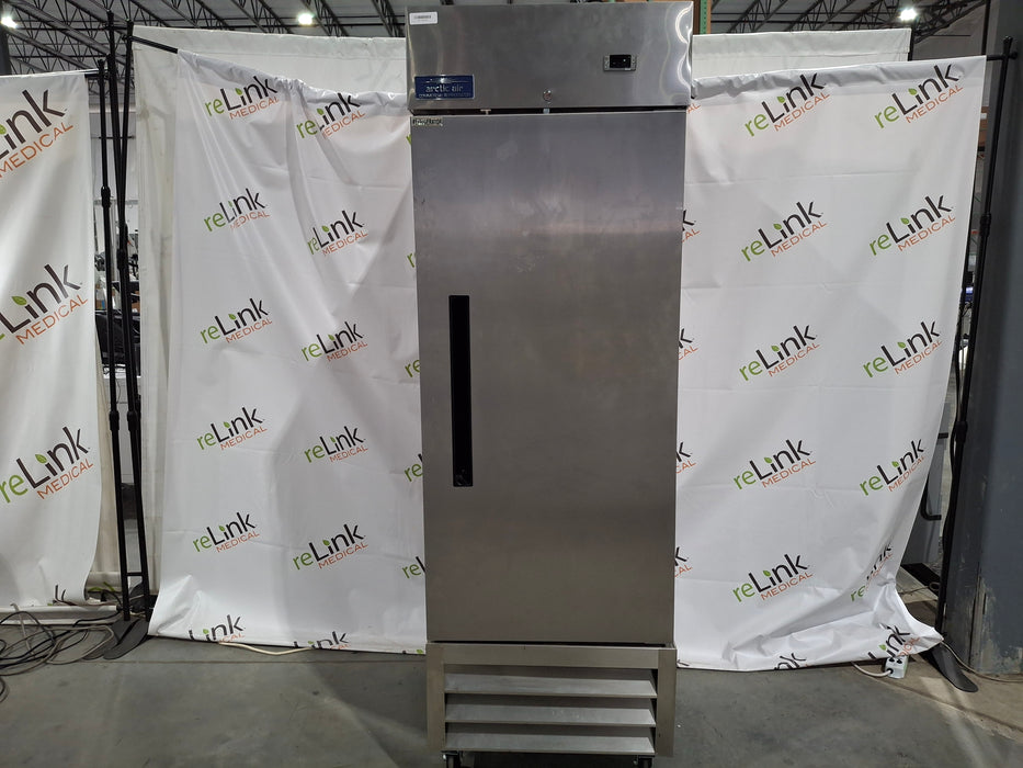 Arctic Air AR23E Commercial Refrigerator