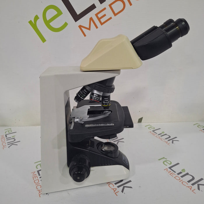 Nikon E200 Eclipse Microscope