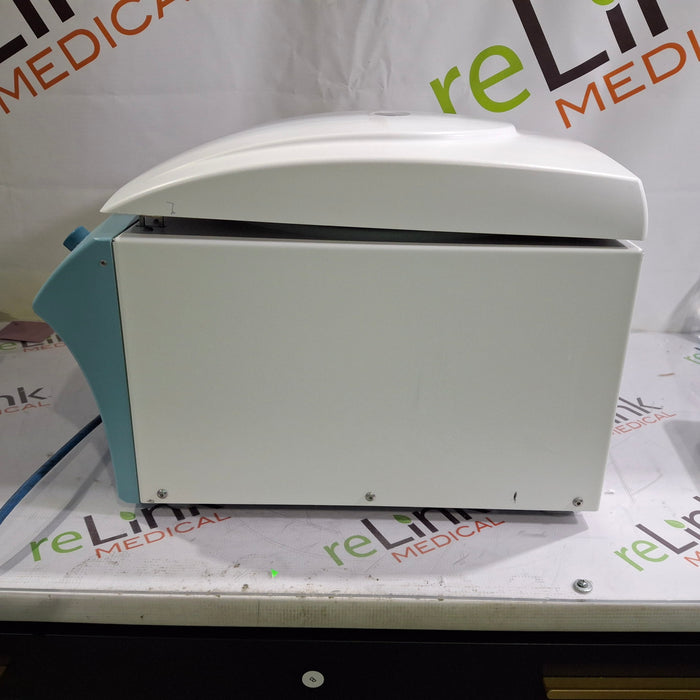 Hettich Universal 320 Type 1401-01 Zentifugen Benchtop Centrifuge