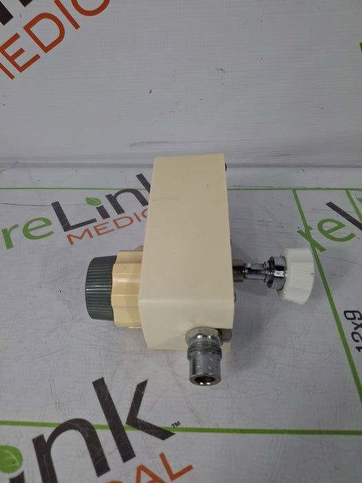 Precision Medical PM3000 Continuous Line Vacuum Regulator