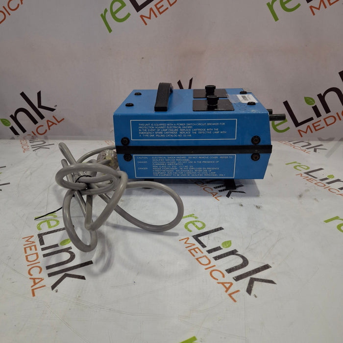 Pilling Surgical 52-1211 Illuminator Light Source