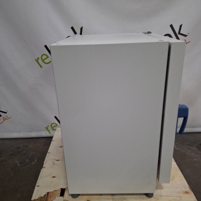 Thermo Scientific Heratherm IGS100 Incubator