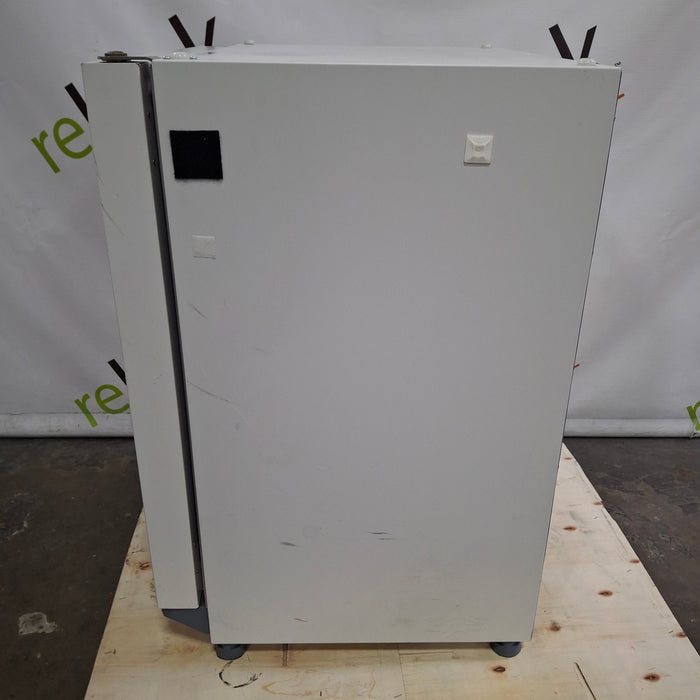 Thermo Scientific Heratherm IGS100 Incubator