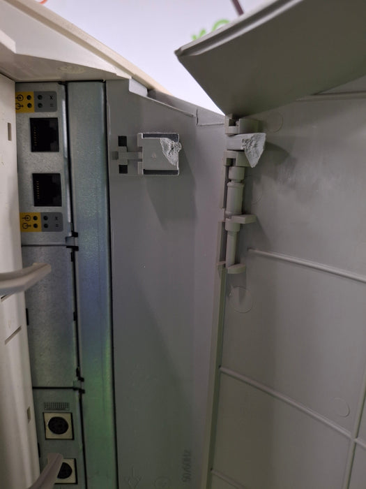 Philips IntelliVue MP70 Patient Monitor