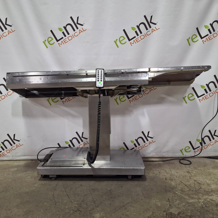 Skytron 3100 Surgical Table