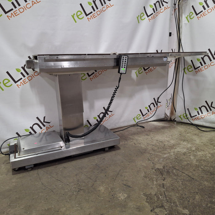 Skytron 3100 Surgical Table