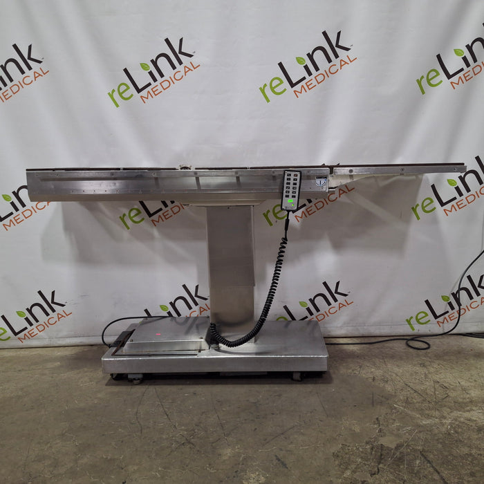 Skytron 3100 Surgical Table
