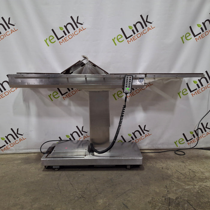 Skytron 3100 Surgical Table