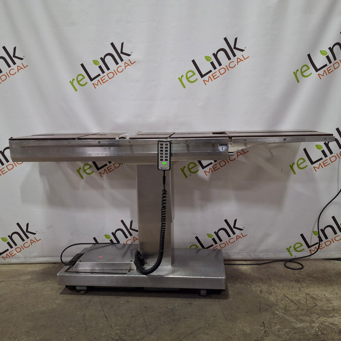 Skytron 3100 Surgical Table