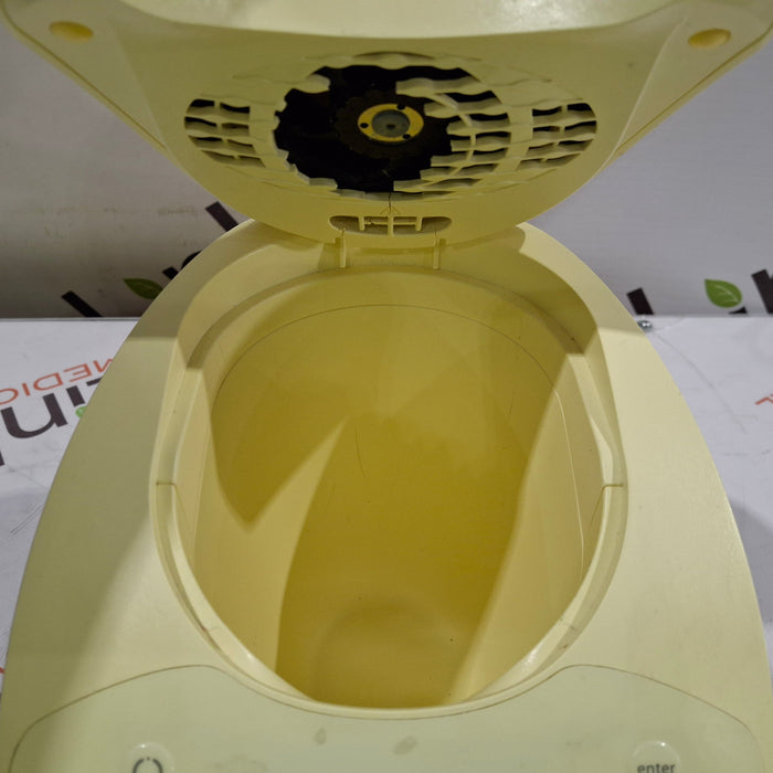 Medela 87115 Waterless Milk Warmer