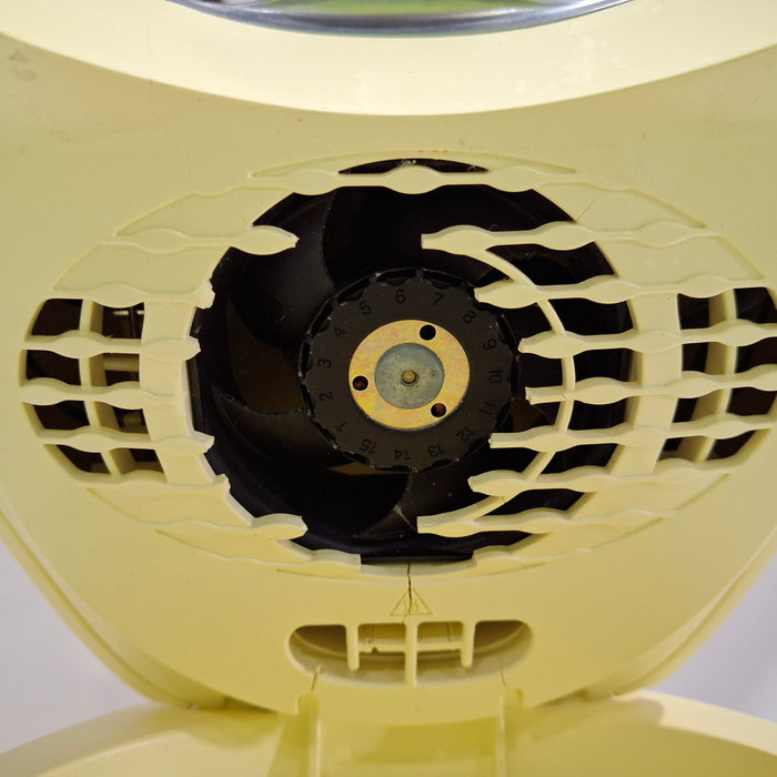 Medela 87115 Waterless Milk Warmer