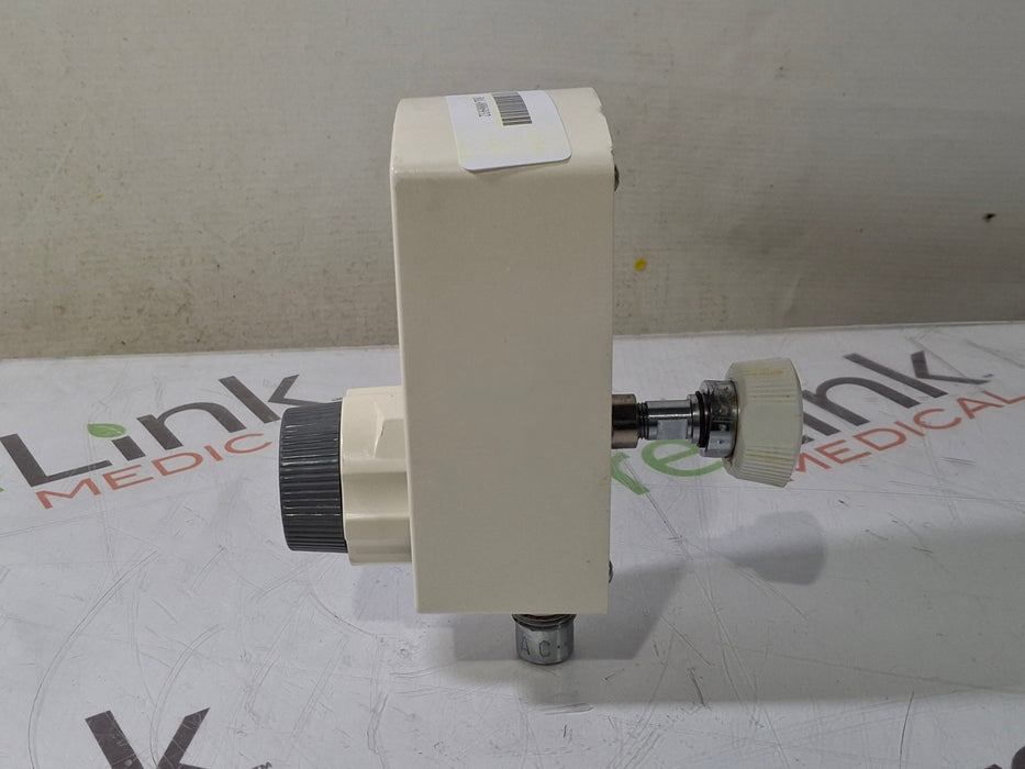 Precision Medical PM3000 Continuous Line Vacuum Regulator