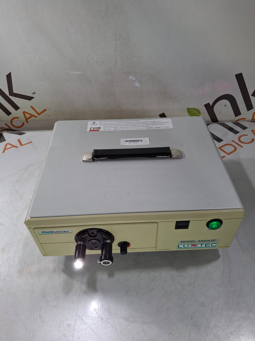 Luxtec 9300XSP Light Source