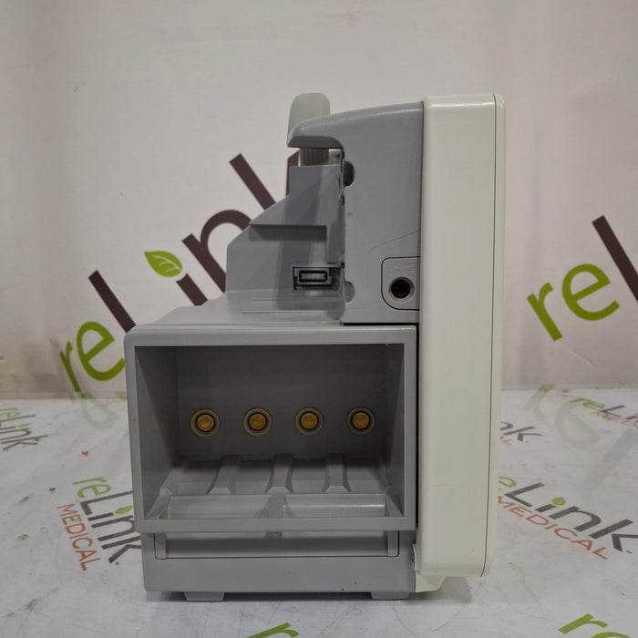 Philips IntelliVue MP50 Patient Monitor