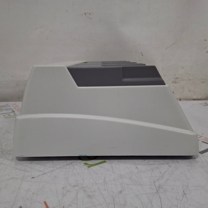 Stryker System 6 6110-120 Battery Charger