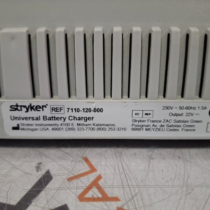 Stryker 7110-120-000 Battery Charger