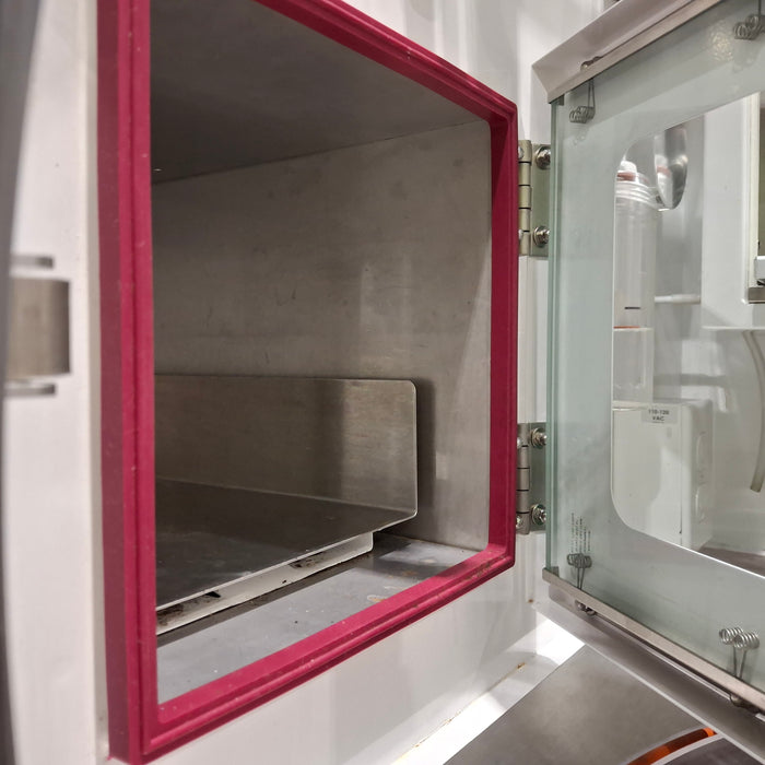 Shel Lab Bactron Glove Box