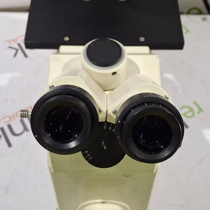 Carl Zeiss Axiovert 135 Microscope