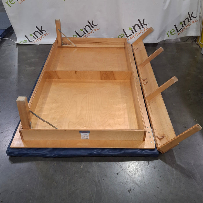 Midland 2236 Mat Platform Table