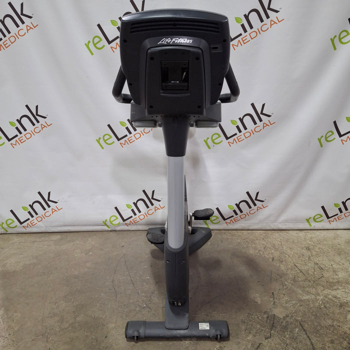 Life Fitness 95c Lifecycle Upright Bike