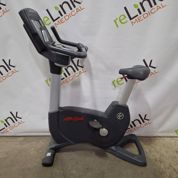 Life Fitness 95c Lifecycle Upright Bike
