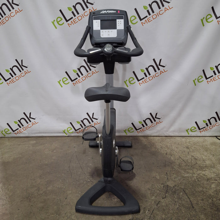 Life Fitness 95c Lifecycle Upright Bike