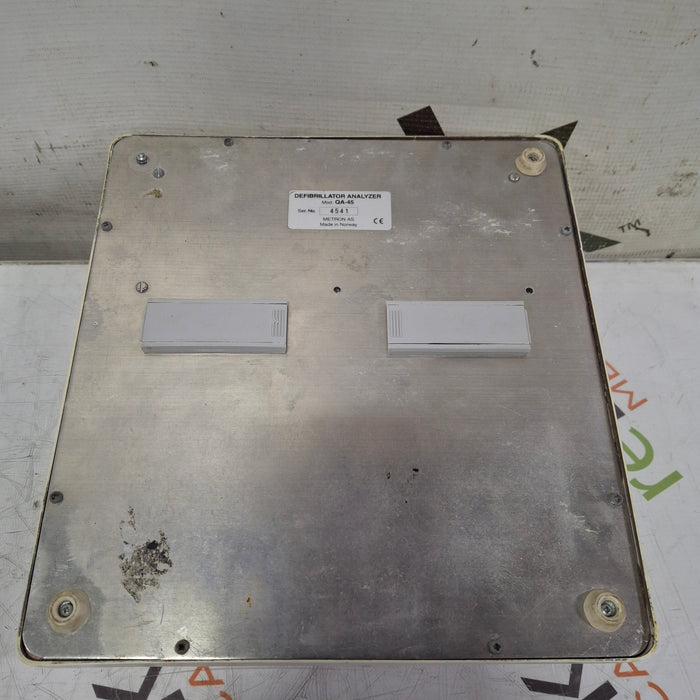 Metron Medical QA-45 Mk II Defibrillator Analyzer