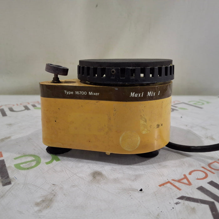 Thermo Scientific M16715 Vortex Shaker
