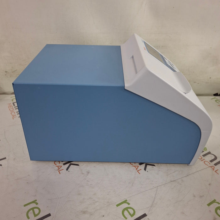 Thermo Scientific Multiskan GO Spectrophotometer