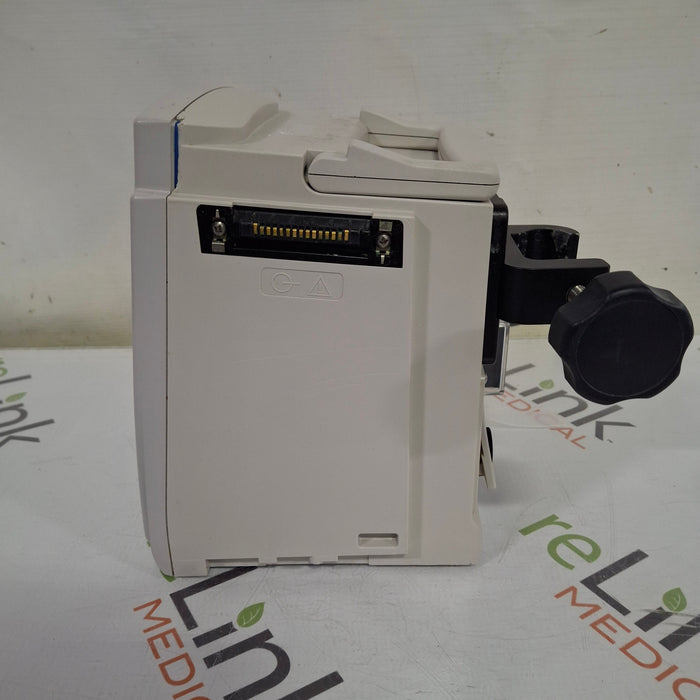 CareFusion Alaris 8015 Large Screen POC Infusion Pump