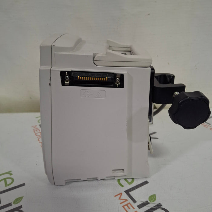 CareFusion Alaris 8015 Large Screen POC Infusion Pump