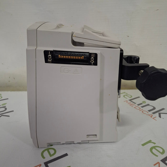 CareFusion Alaris 8015 Large Screen POC Infusion Pump