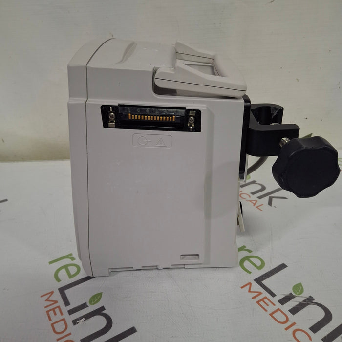 CareFusion Alaris 8015 Large Screen POC Infusion Pump