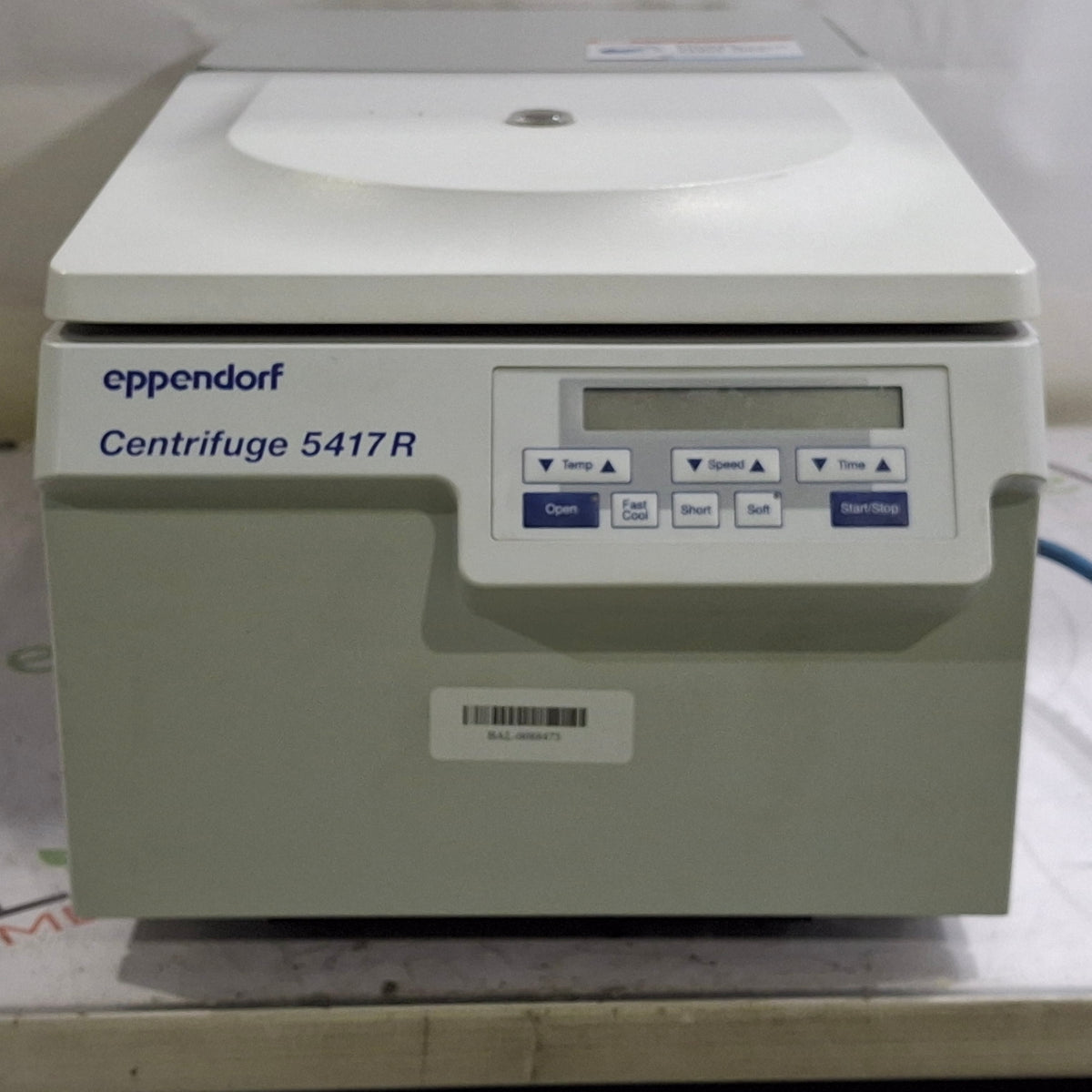 Eppendorf 5417R Centrifuge