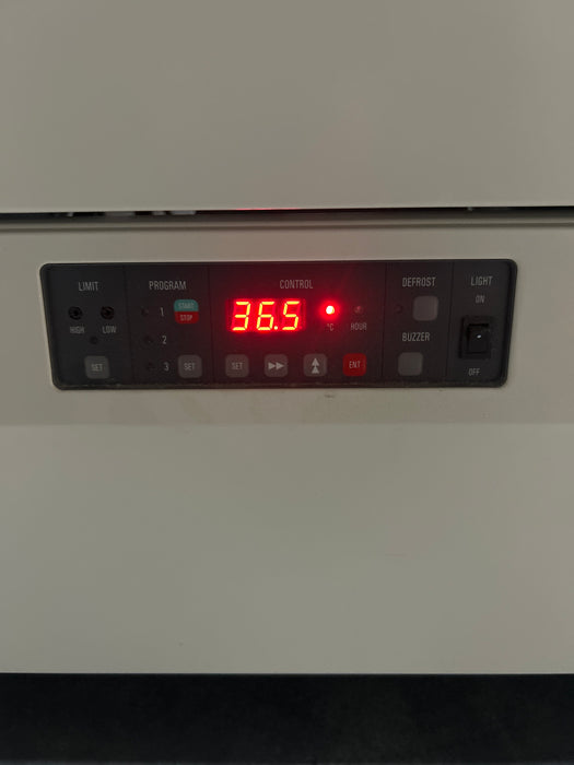 Sanyo MIR-553 Refrigerated Incubator