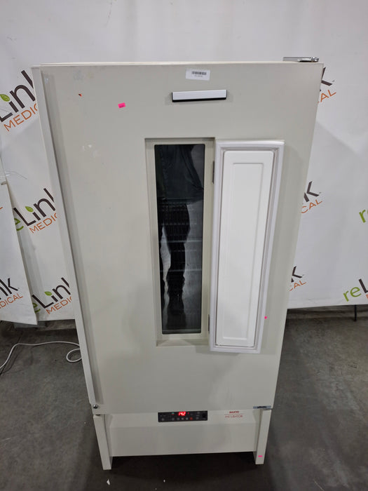 Sanyo MIR-553 Refrigerated Incubator