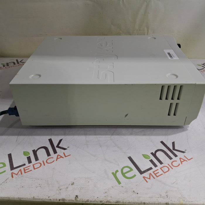 Stryker L9000 Light Source