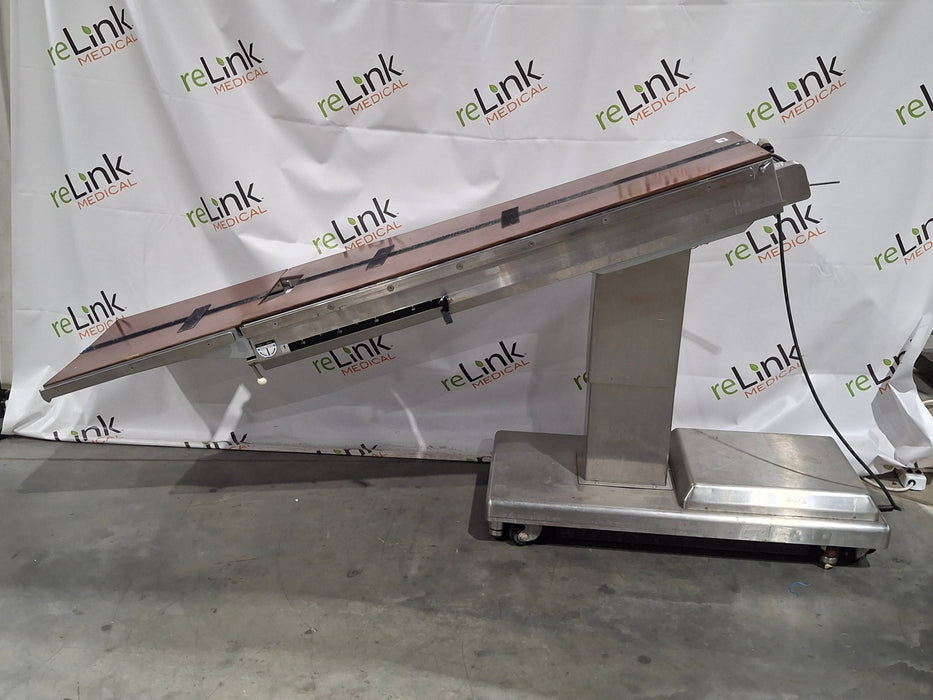Skytron 3100A Surgical Table