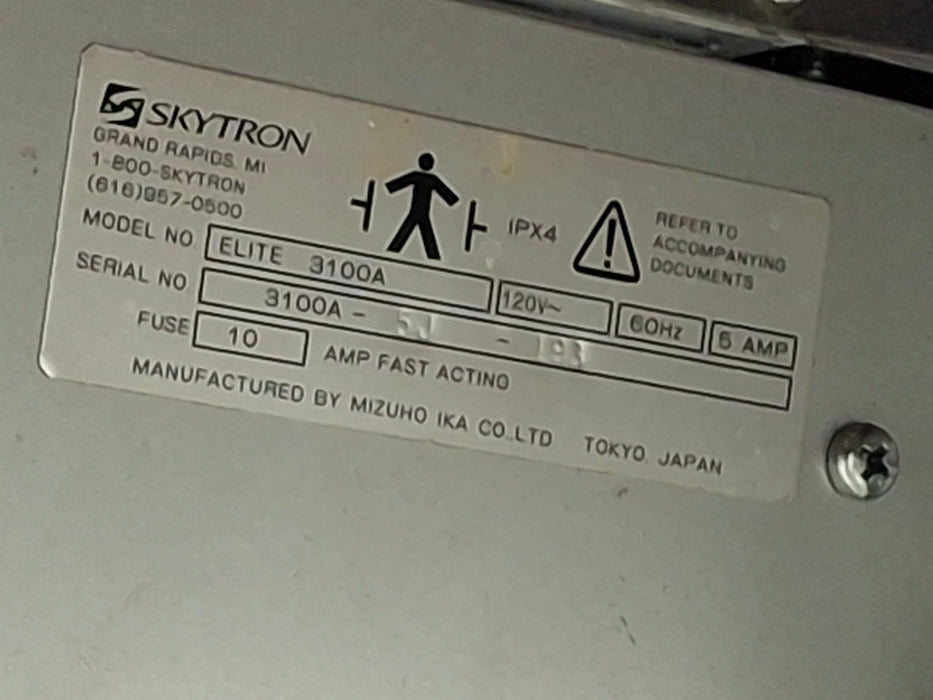 Skytron 3100A Surgical Table
