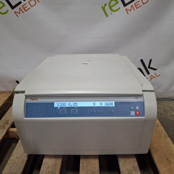 Thermo Scientific Sorvall ST 40 Centrifuge