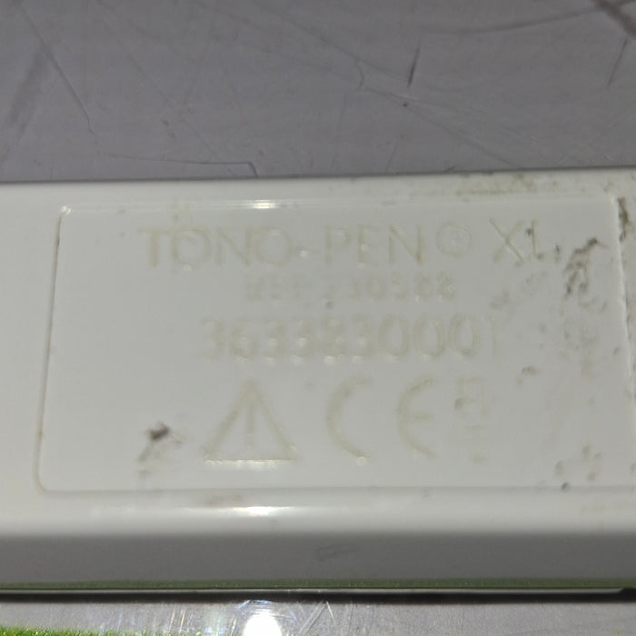 Medtronic Tono-Pen XL Applanation Tonometer