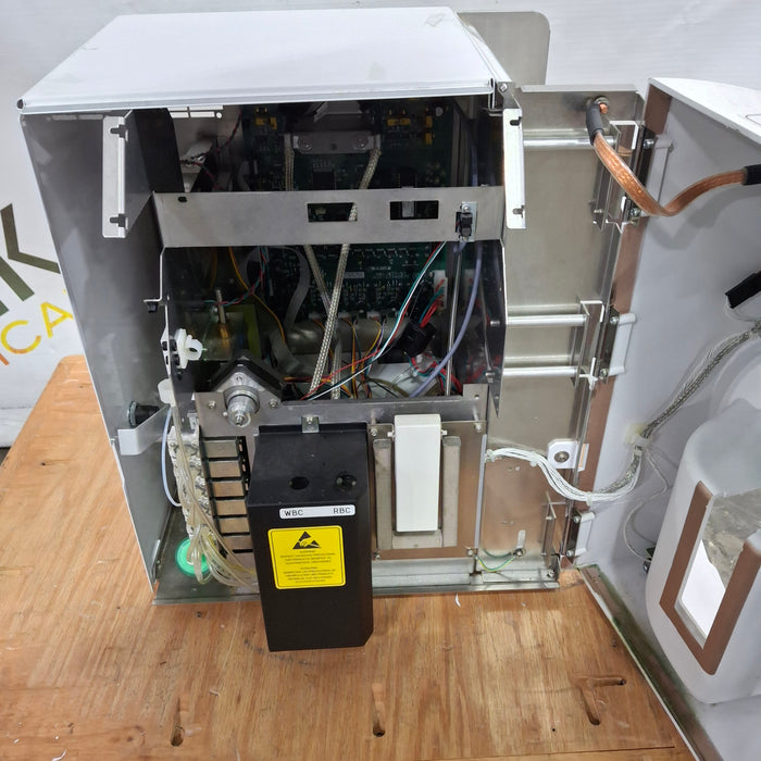 Horiba ABX Scil Vet abc Plus Hematology Analyzer