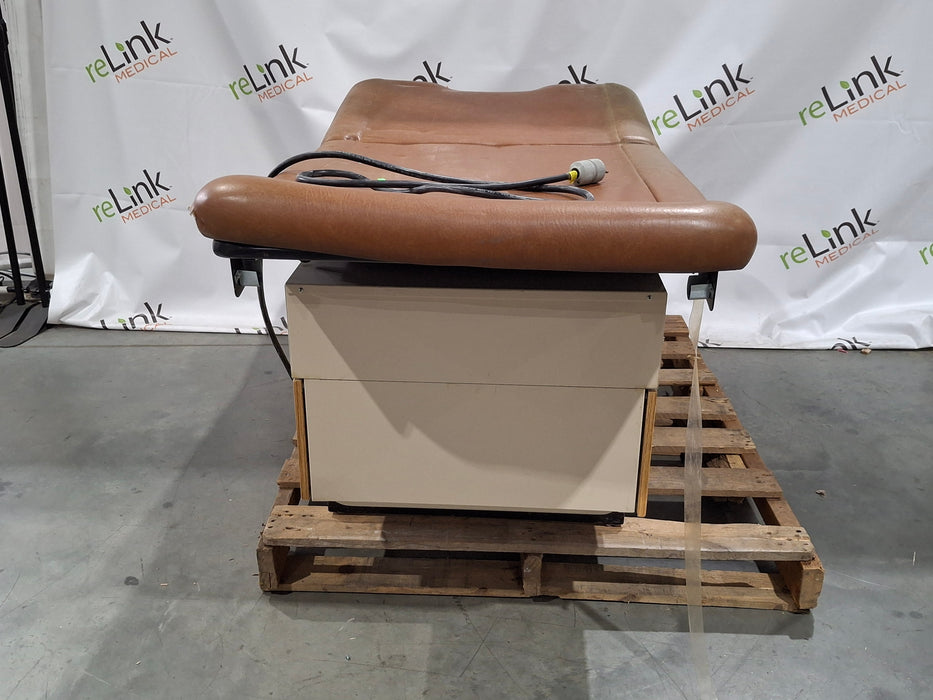 Enochs Power 4000 Exam Chair