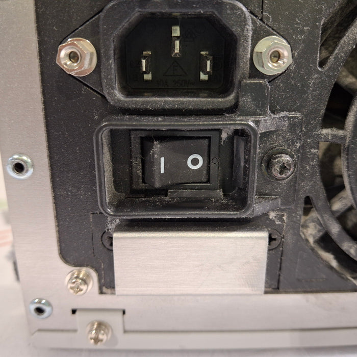 Nihon Kohden PU-621R Central Monitor